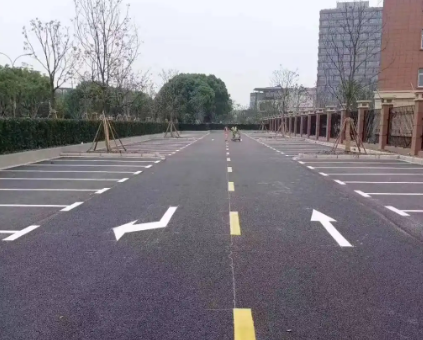 蘇州學校道路劃線專業(yè)施工，打造安全校園交通